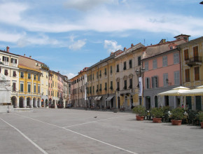 Sarzana